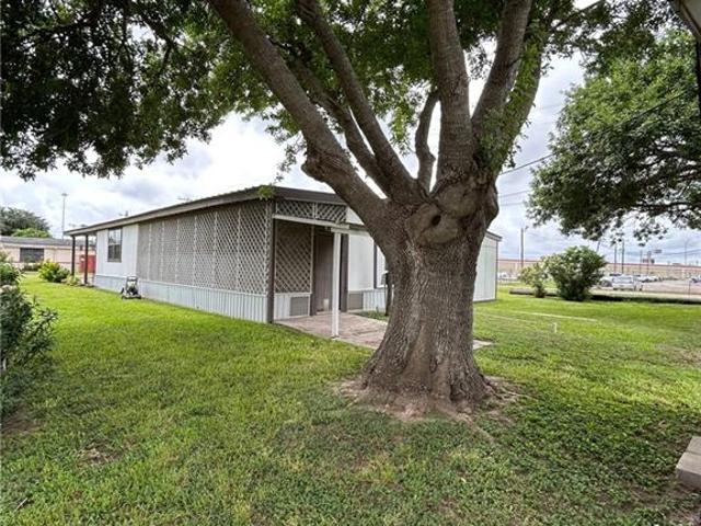 House for sale in La Feria