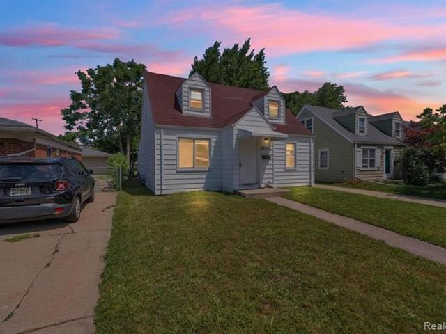 House for sale in Dearborn Heights, Michigan