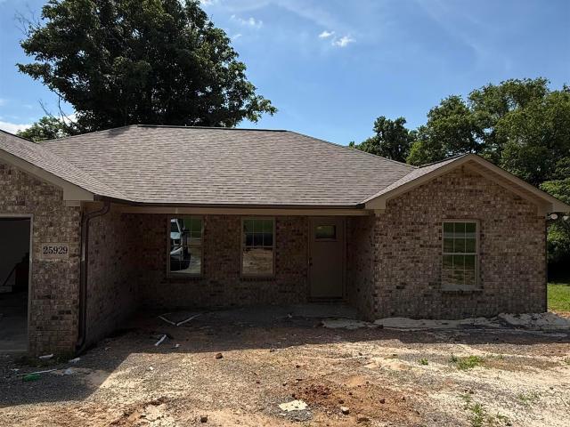 House for sale in Elkmont, Alabama