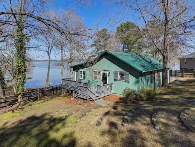 House for sale in Columbia