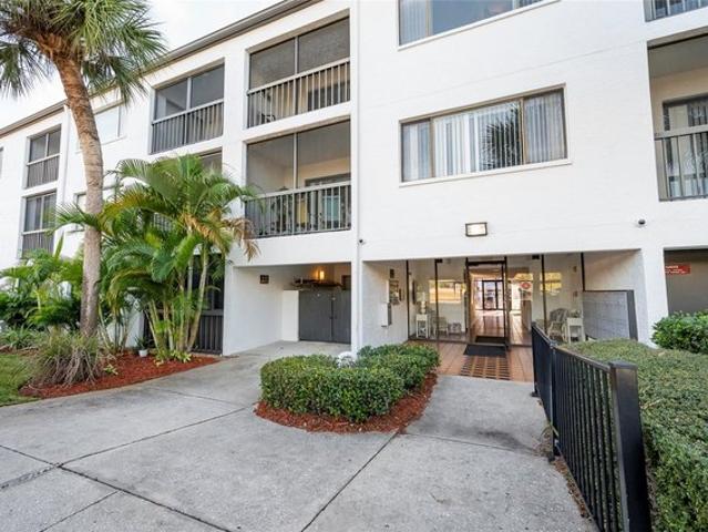 Condo for sale in Clearwater, Florida
