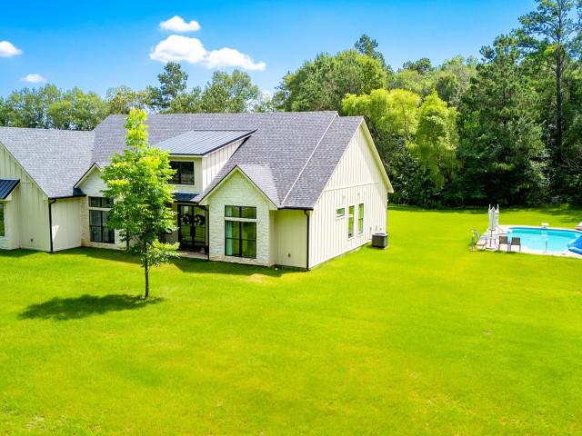 House for sale in Kennard, Texas