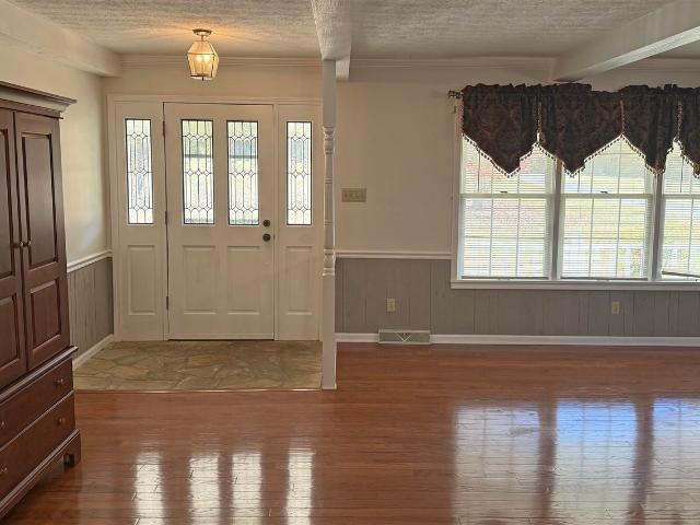 House for sale in Adolphus, Kentucky