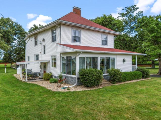 House for sale in New Vienna, Ohio