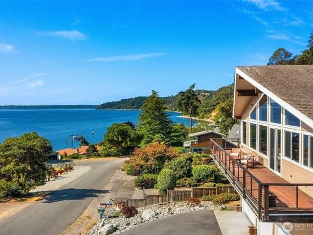 House for sale in Vashon, King County