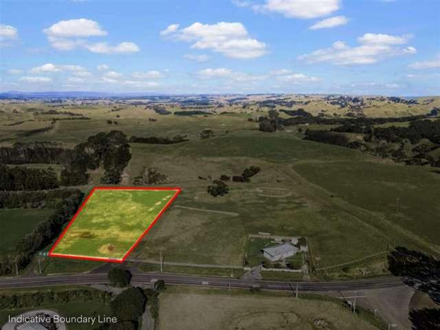 House for sale in Awhitu