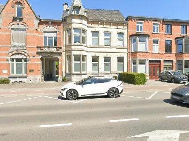 Bureau vente à Courtrai, West-Vlaanderen