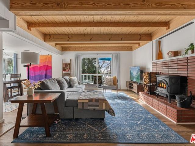 House for sale in Green Valley Lake, California