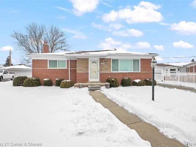 House for sale in Dearborn Heights, Michigan