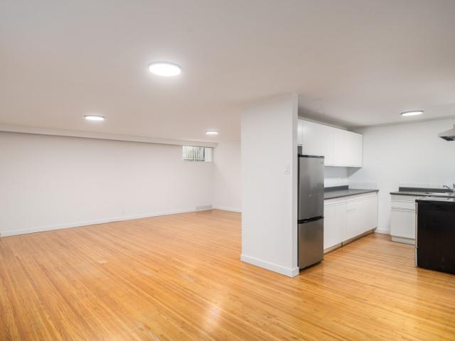Apartment for rent in Vancouver, British Columbia