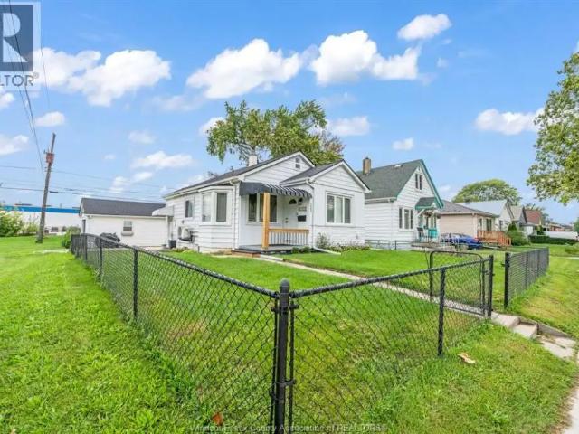 House for rent in Chrysler Canada Windsor Assembly Plant, Windsor