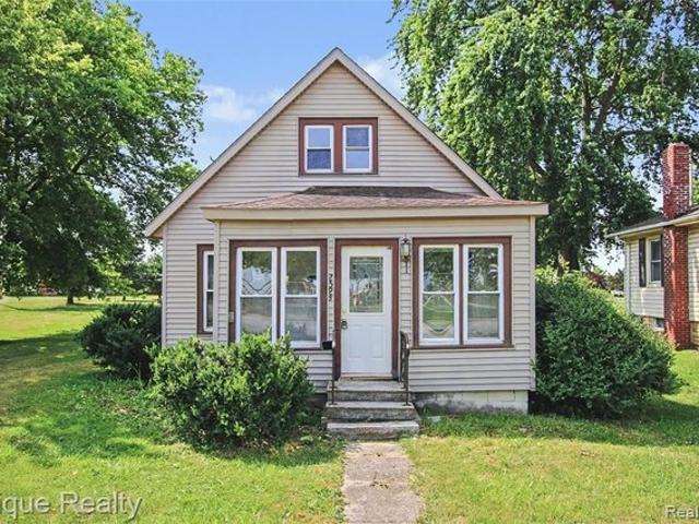 House for sale in Deckerville, Michigan