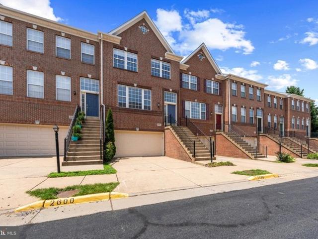Townhouse for sale in Herndon, Fairfax County