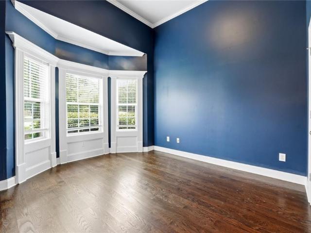 House for sale in Red Oak, Georgia