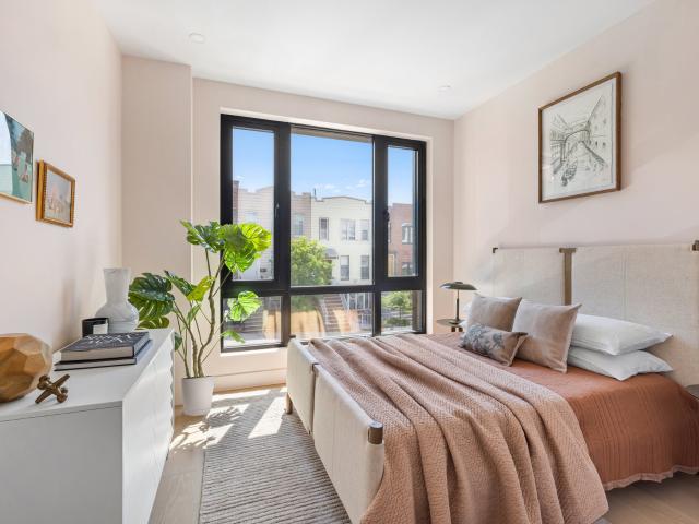 Condo for sale in Arverne, New York