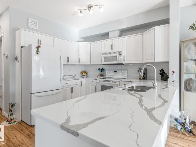 Apartment for sale in Wedgewood, Alberta