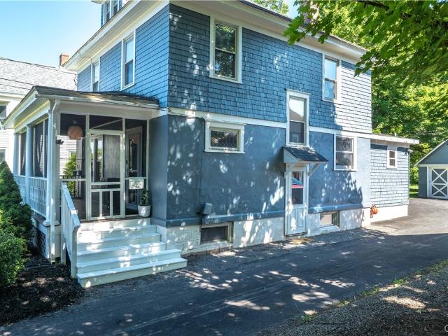 House for sale in Oneida, New York