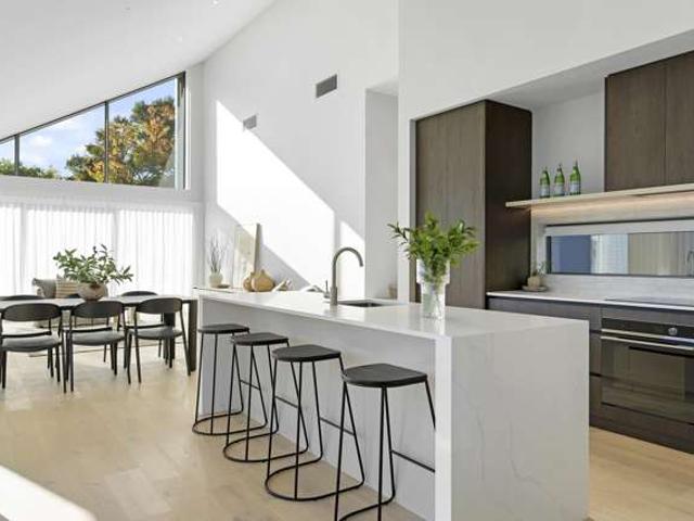 House for sale in Chaslands, Canterbury