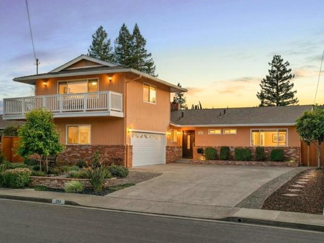House for sale in Martinez, California