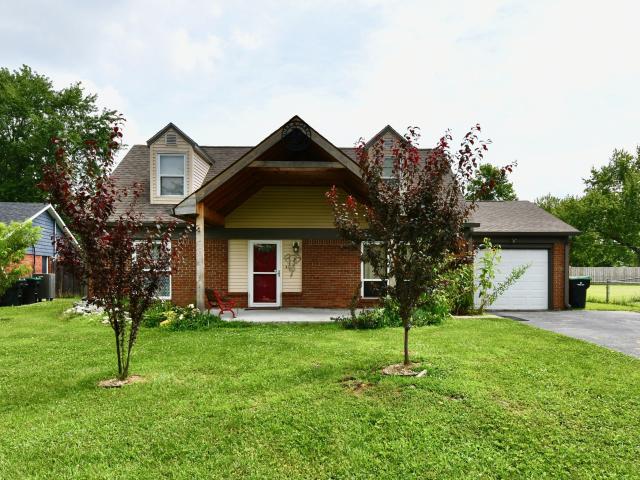 House for sale in Whiteland, Indiana