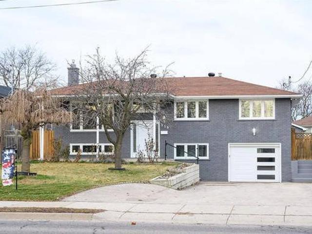 House for sale in Ancaster, Ontario