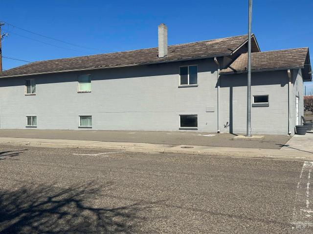 Commercial for sale in Oregonia