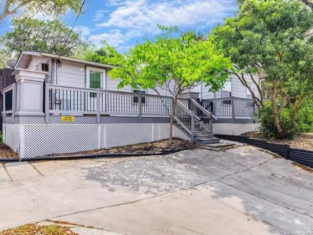 House for sale in Kerrville