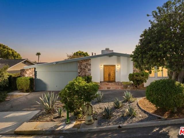 House for sale in Canoga Park, California