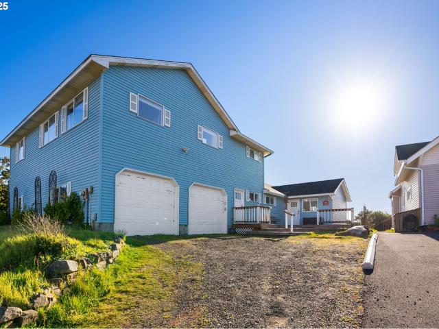 House for sale in Oregonia