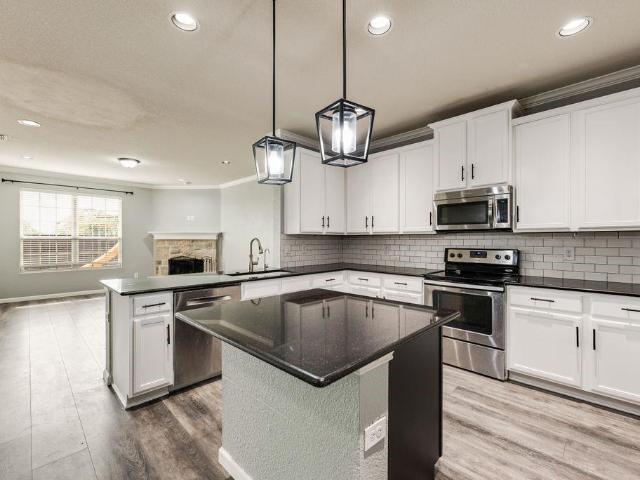 House for sale in Ellis, Texas