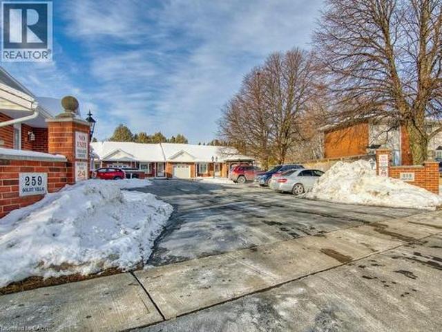 Townhouse for sale in Niagara, Ontario