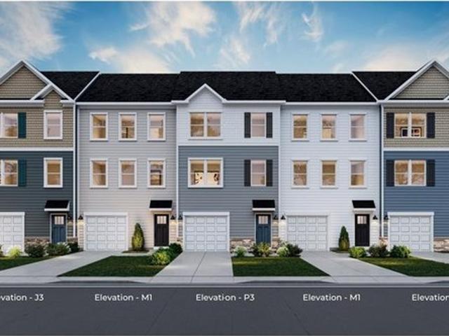 Townhouse for sale in Harmony, Pennsylvania