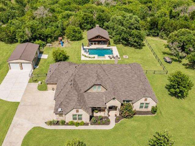 House for sale in Azle, Texas