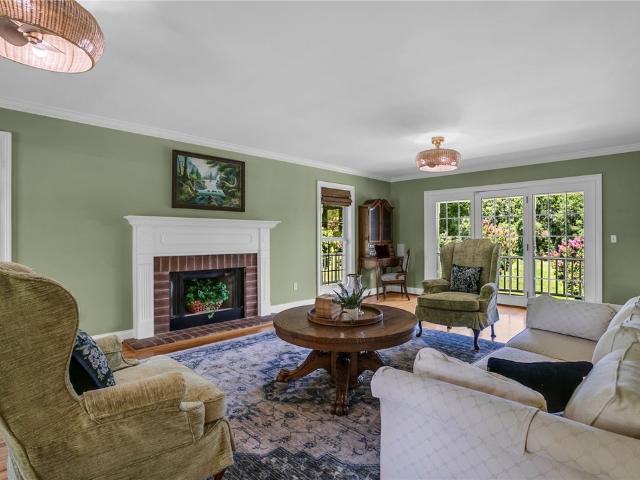 House for sale in West Union, South Carolina