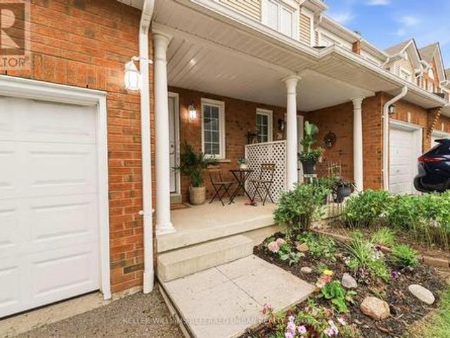 Townhouse for sale in Durham, Ontario