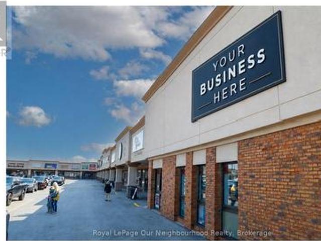 Commercial for rent in Peterborough, Ontario