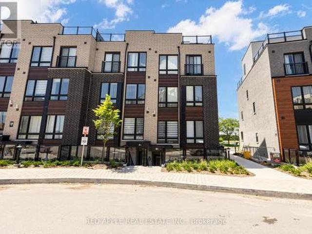 Townhouse for rent in Woburn, Ontario