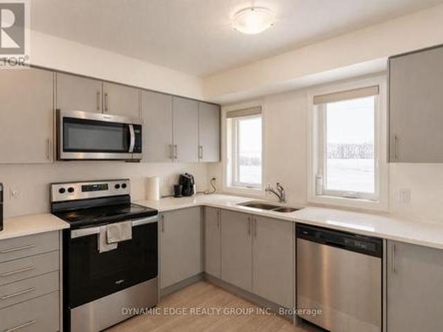 Townhouse for sale in Kitchener, Ontario