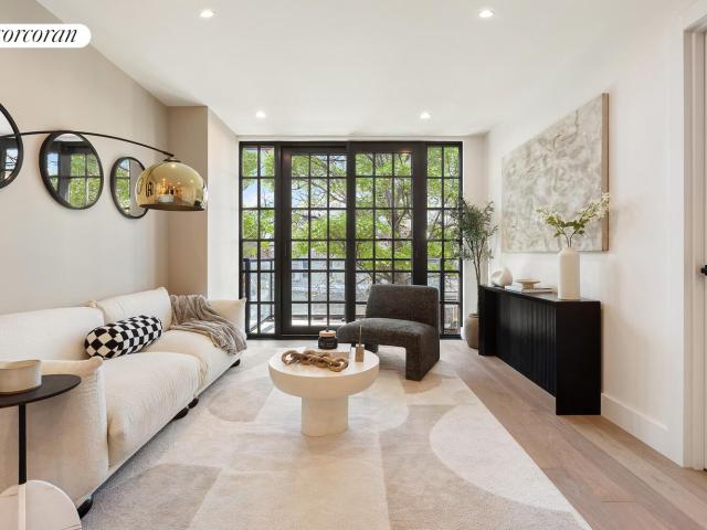 Condo for sale in Queens, Arverne
