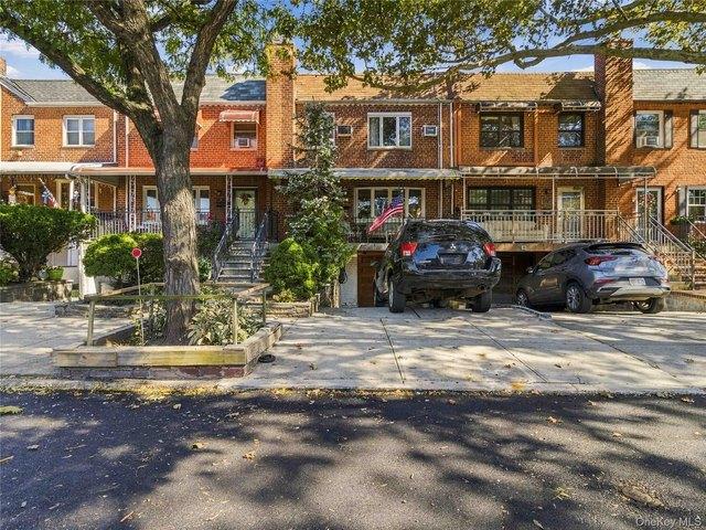 House for sale in Jackson Heights, New York