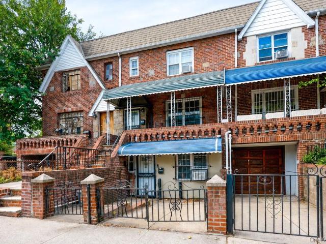 House for sale in Queens County, New York