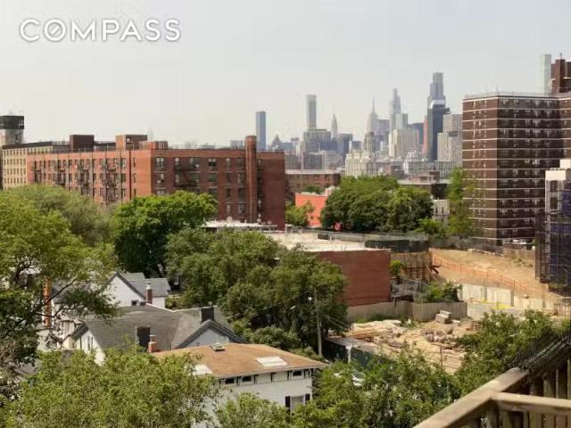 Apartment for rent in Astoria