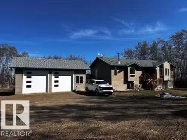 House for sale in Alberta