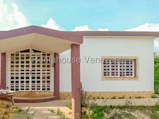 Casa en venta en Falcón