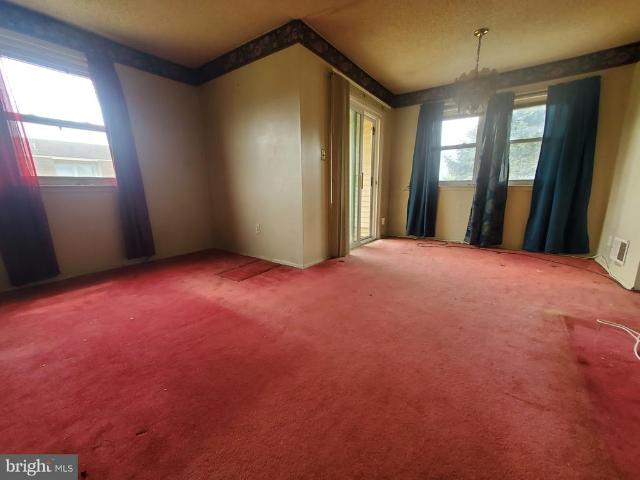 Condo for sale in Florence, New Jersey