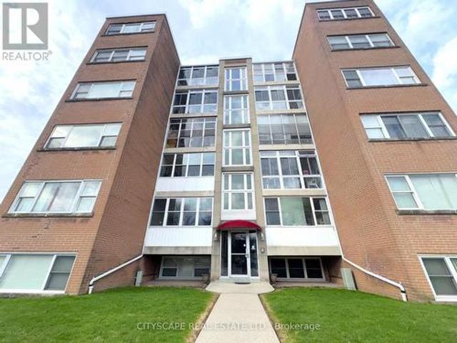Condo for sale in Burlington, Ontario