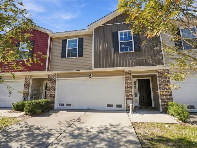 Townhouse for sale in Village Green, Georgetown