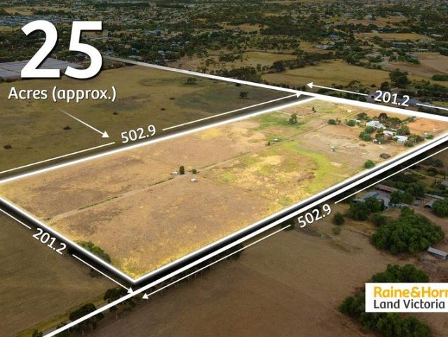 Land for sale in Lara, Victoria