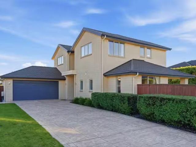 House for sale in Canterbury