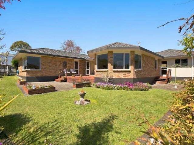 House for sale in Frankleigh Park, New Plymouth